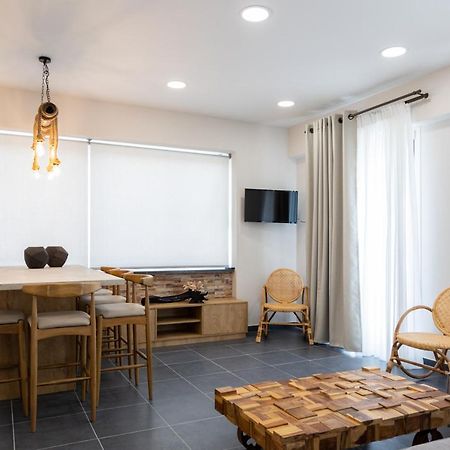 Konstantino'S Corfu Marina View Apartment คอนโตกาลิ ภายนอก รูปภาพ