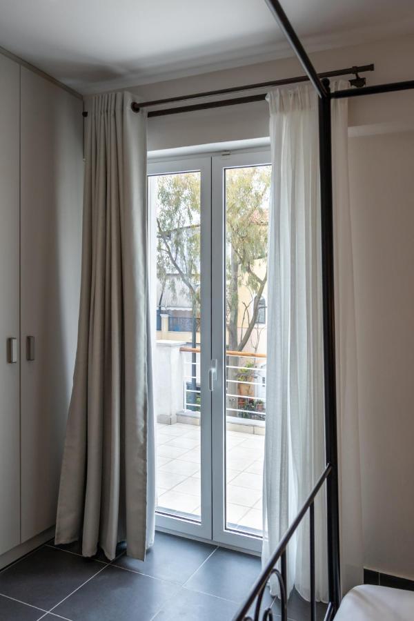 Konstantino'S Corfu Marina View Apartment คอนโตกาลิ ภายนอก รูปภาพ